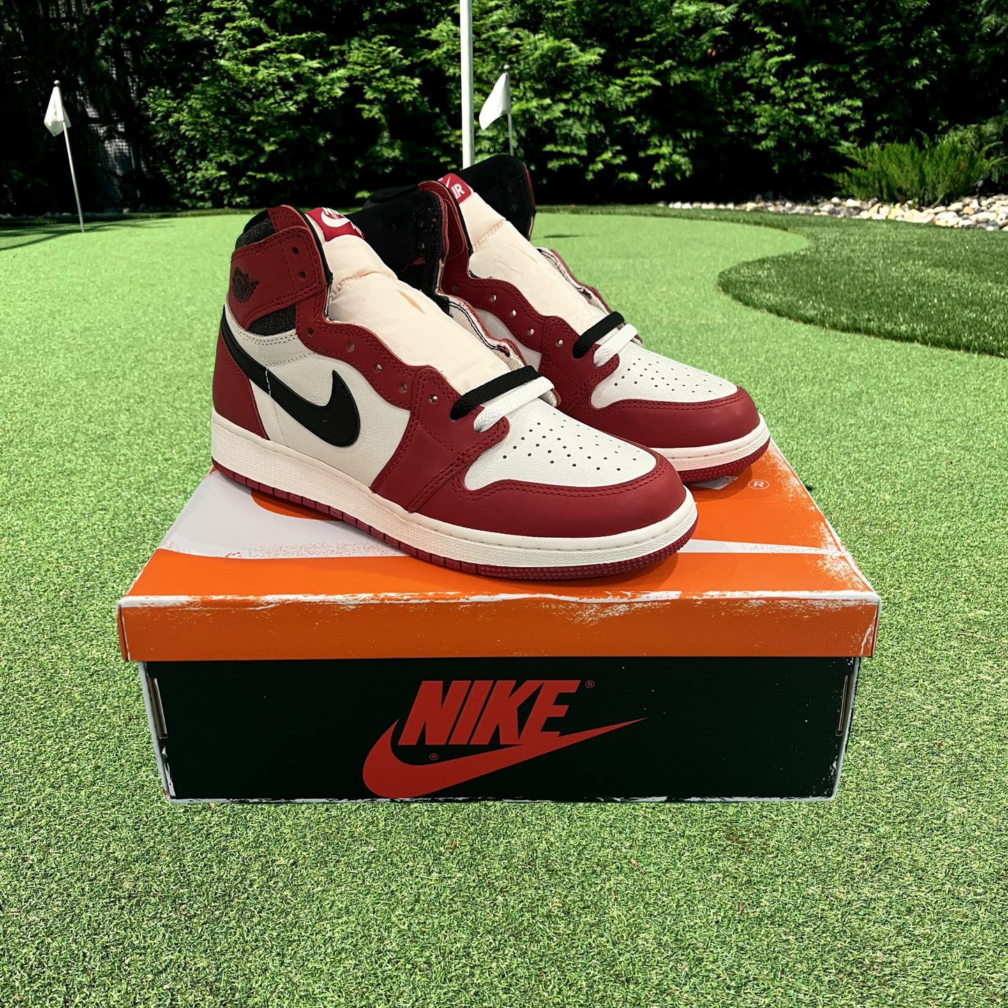 Air Jordan 1 Retro High OG Chicago Lost & Found