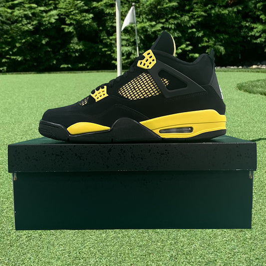 Air Jordan 4 Retro Thunder 2023